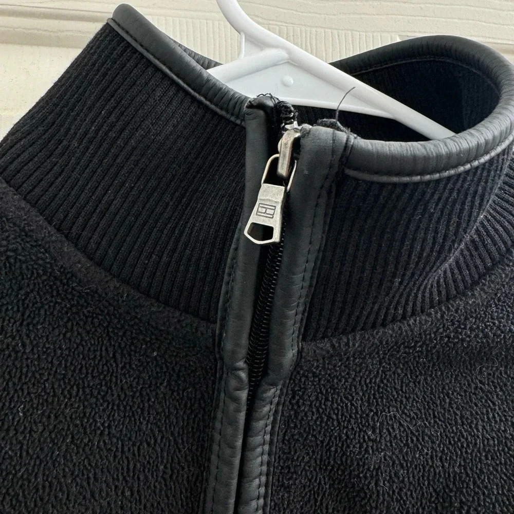 Tommy Hilfiger black zip up jacket size XS - Picture 10 of 10